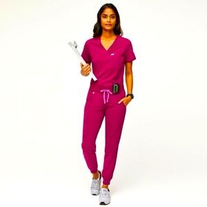 FIGS DARK MAGENTA SET💄see description